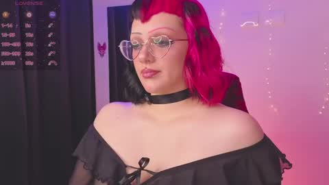 Snapshot of yuki_cross chatting on 04-21-26, 03:24 online show from 04-21-26, 03:24