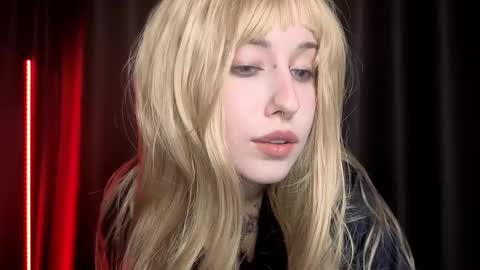 Misa online show from 12-20-25, 04:25