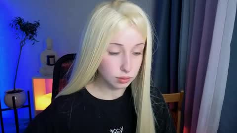 Misa online show from 04-18-26, 06:01