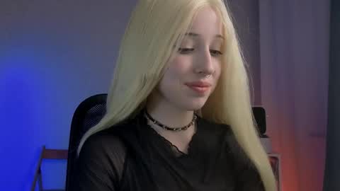 Misa online show from 05-25-26, 07:09