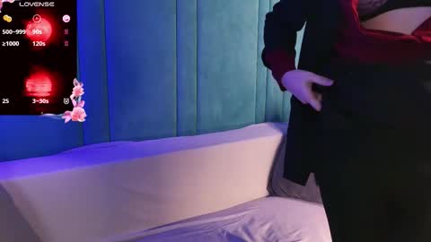 Yuko online show from 10-14-25, 08:20