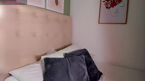 Yuliet online show from 02-15-25, 06:33