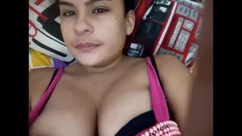 Snapshot of yuliana95677 chatting on 10-26-25, 03:23 yuliana95677 online show from 10-26-25, 03:23