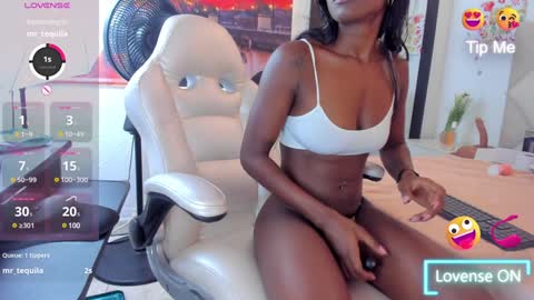 Snapshot of yuliana_milleer chatting on 02-03-25, 08:13 Yuliana online show from 02-03-25, 08:13