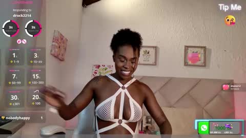 Snapshot of yuliana_milleer chatting on 09-20-25, 06:31 Yuliana online show from 09-20-25, 06:31