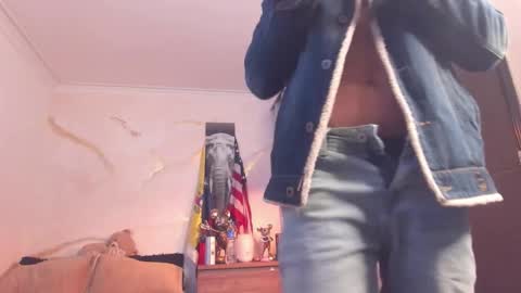 yulian 2811 online show from 03-16-26, 12:27