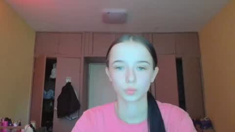 Snapshot of yuliastar chatting on 05-18-26, 07:36 Yuliia online show from 05-18-26, 07:36