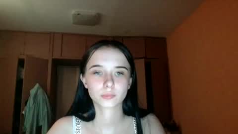 Snapshot of yuliastar chatting on 05-22-26, 06:35 Yuliia online show from 05-22-26, 06:35