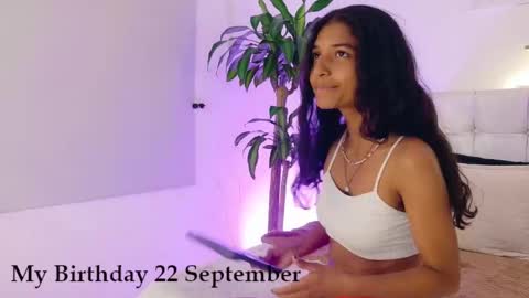 Snapshot of yuliethpetite chatting on 09-13-25, 07:57 yuliethpetite online show from 09-13-25, 07:57