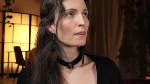 yulla dao online show from 11-18-25, 06:01