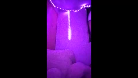 yulx_pops online show from 05-30-26, 05:37