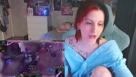 Snapshot of yum_neko_chan chatting on 12-02-25, 06:36 Kris online show from 12-02-25, 06:36