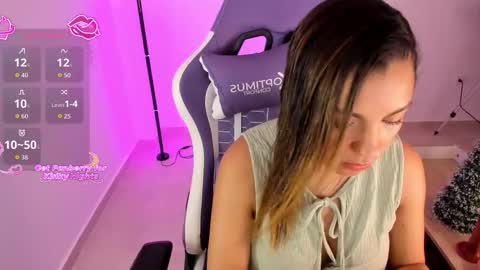 Snapshot of yumecam_rooms chatting on 11-30-25, 08:46 Yumecam rooms online show from 11-30-25, 08:46