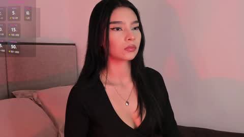 Snapshot of yumei_hot_ chatting on 09-09-25, 04:23 Yumei  online show from 09-09-25, 04:23