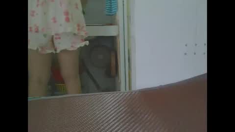 yumi123_ online show from 11-01-25, 12:34