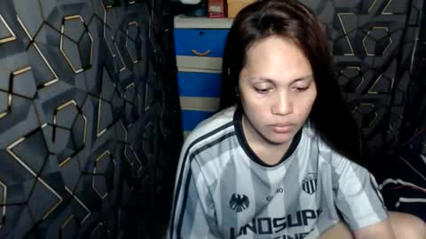 yumi online show from 05-30-26, 08:11