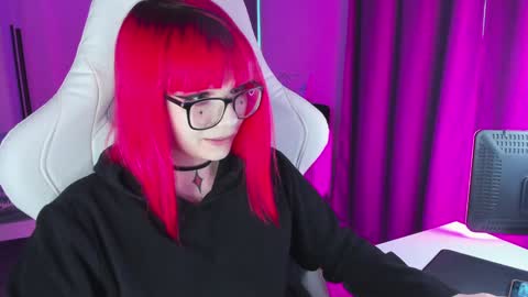 Snapshot of yumi_youkai chatting on 12-02-24, 07:25 Yumi 3 online show from 12-02-24, 07:25