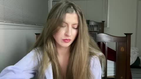 yumiandwolf online show from 11-16-25, 03:01