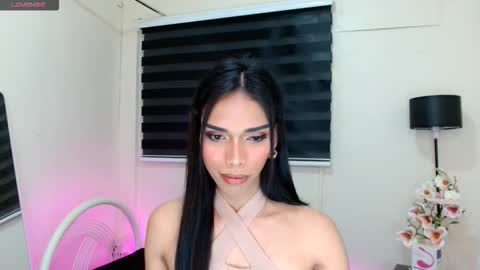 Snapshot of yumieholly chatting on 09-26-25, 04:33 yumieholly online show from 09-26-25, 04:33