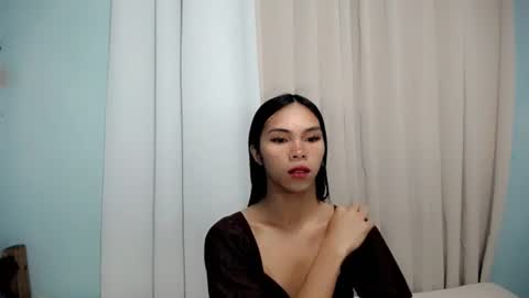 CALL ME YUMLEXX online show from 07-03-26, 10:21