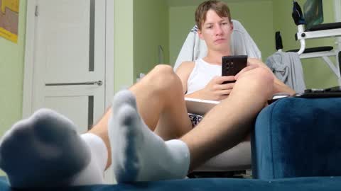 Alex online show from 11-16-25, 01:49