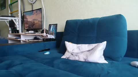 Snapshot of yummyalexxx chatting on 04-15-26, 07:48 Alex online show from 04-15-26, 07:48