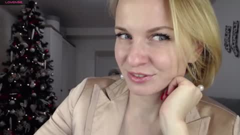 Lillya online show from 12-27-24, 05:48