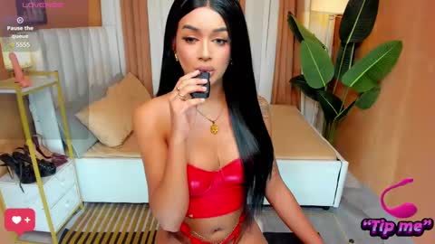 Goddes Renalyn online show from 01-06-25, 09:30