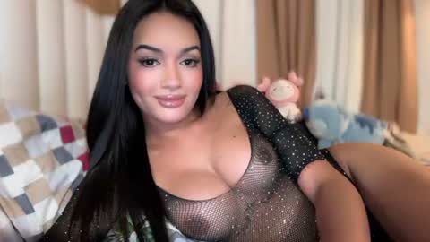 Snapshot of yummyrenalyn chatting on 06-25-26, 08:57 Goddes Renalyn online show from 06-25-26, 08:57