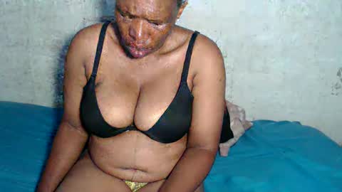 yummytittsxx online show from 01-07-25, 04:39