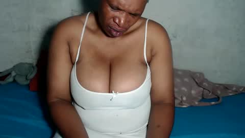 yummytittsxx online show from 01-12-25, 07:42