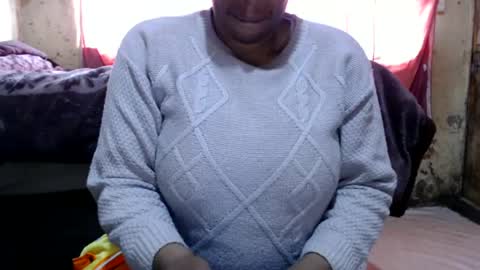 yummytittsxx online show from 06-18-26, 08:58
