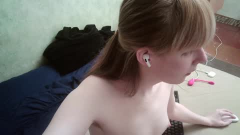 Yuna online show from 12-09-24, 04:58