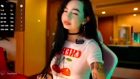 Snapshot of yuna_leen chatting on 07-08-26, 11:37 yuna_leen online show from 07-08-26, 11:37