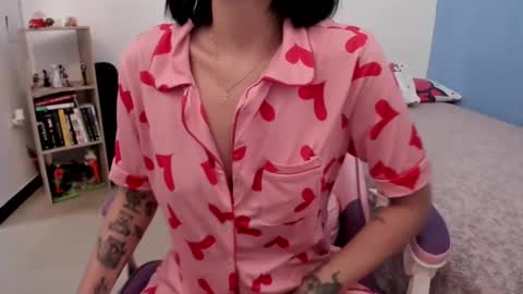 Yuna online show from 01-03-25, 03:55