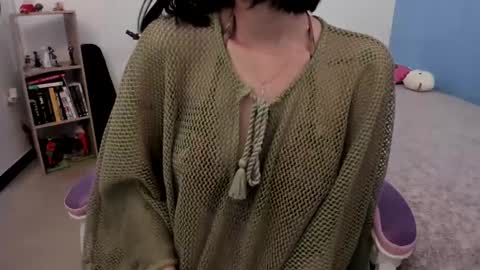 Yuna online show from 01-04-25, 09:09