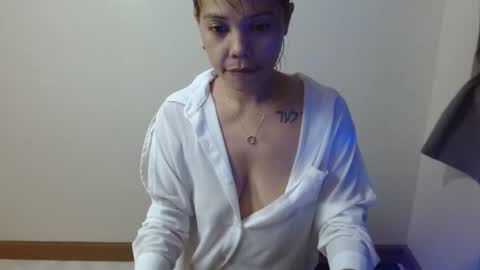 yunahuntrixx online show from 05-30-26, 10:34