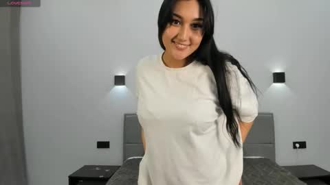 Yuna online show from 11-01-25, 08:33