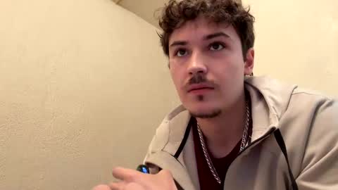 Snapshot of yungstudbev chatting on 10-26-25, 06:58 yungstudbev online show from 10-26-25, 06:58