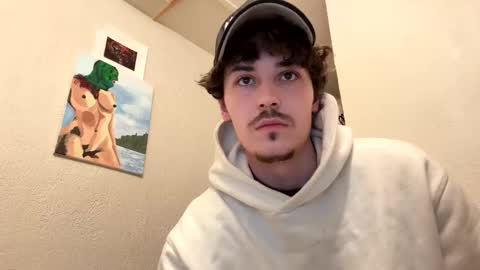 Snapshot of yungstudbev chatting on 12-15-25, 10:47 yungstudbev online show from 12-15-25, 10:47