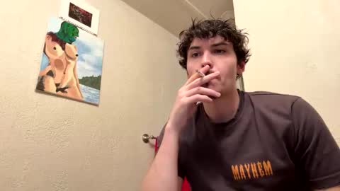 Snapshot of yungstudbev chatting on 12-17-25, 06:30 yungstudbev online show from 12-17-25, 06:30