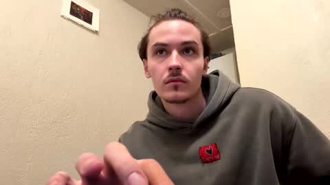 Snapshot of yungstudbev chatting on 01-08-26, 02:36 yungstudbev online show from 01-08-26, 02:36