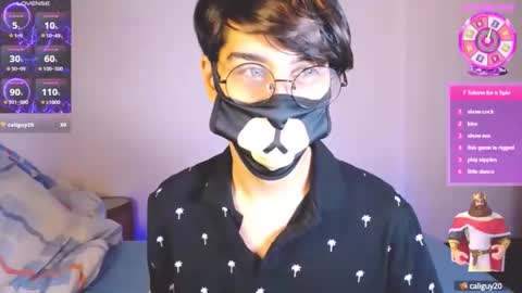 Snapshot of yuniorb chatting on 10-12-25, 03:27 the puppy boy online show from 10-12-25, 03:27