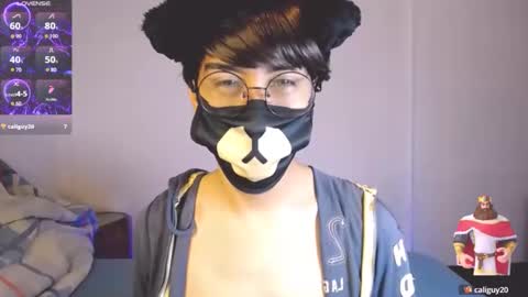 Snapshot of yuniorb chatting on 10-22-25, 03:51 the puppy boy online show from 10-22-25, 03:51