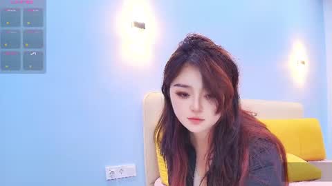 yunlihn_ online show from 07-26-26, 03:25