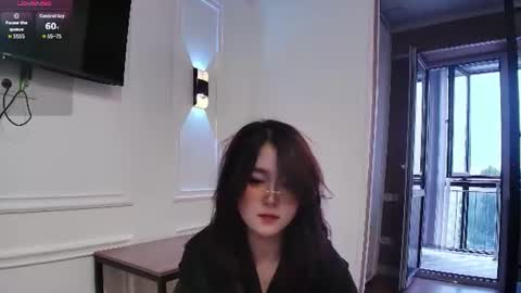 yunlihn_ online show from 08-04-26, 03:21