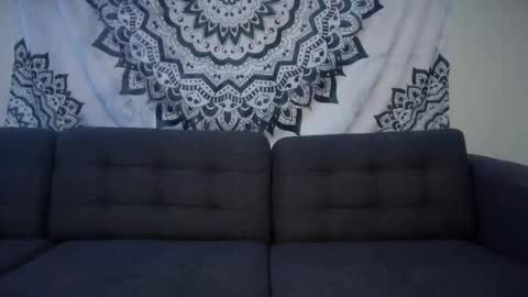 yurdreams_22 online show from 12-17-25, 03:45