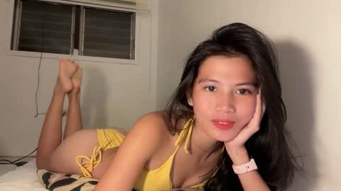 Snapshot of yuri_kai chatting on 11-13-25, 01:59 yuri online show from 11-13-25, 01:59