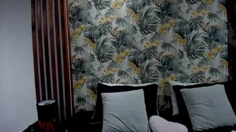 Yuri Kay online show from 04-08-26, 07:36