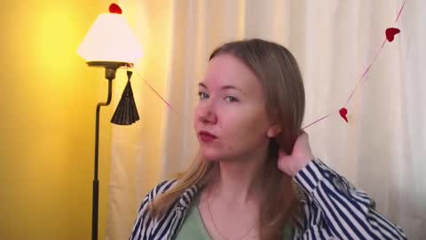 Alesia online show from 02-06-26, 08:29